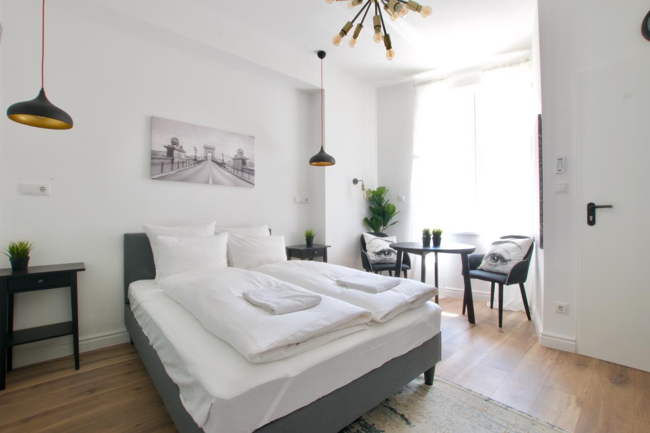 Luxury Apartment By Hi5 - Regiposta Budapest Eksteriør billede